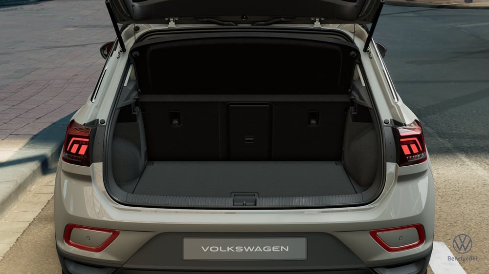 Volkswagen T-Roc nuova a Catanzaro (8)
