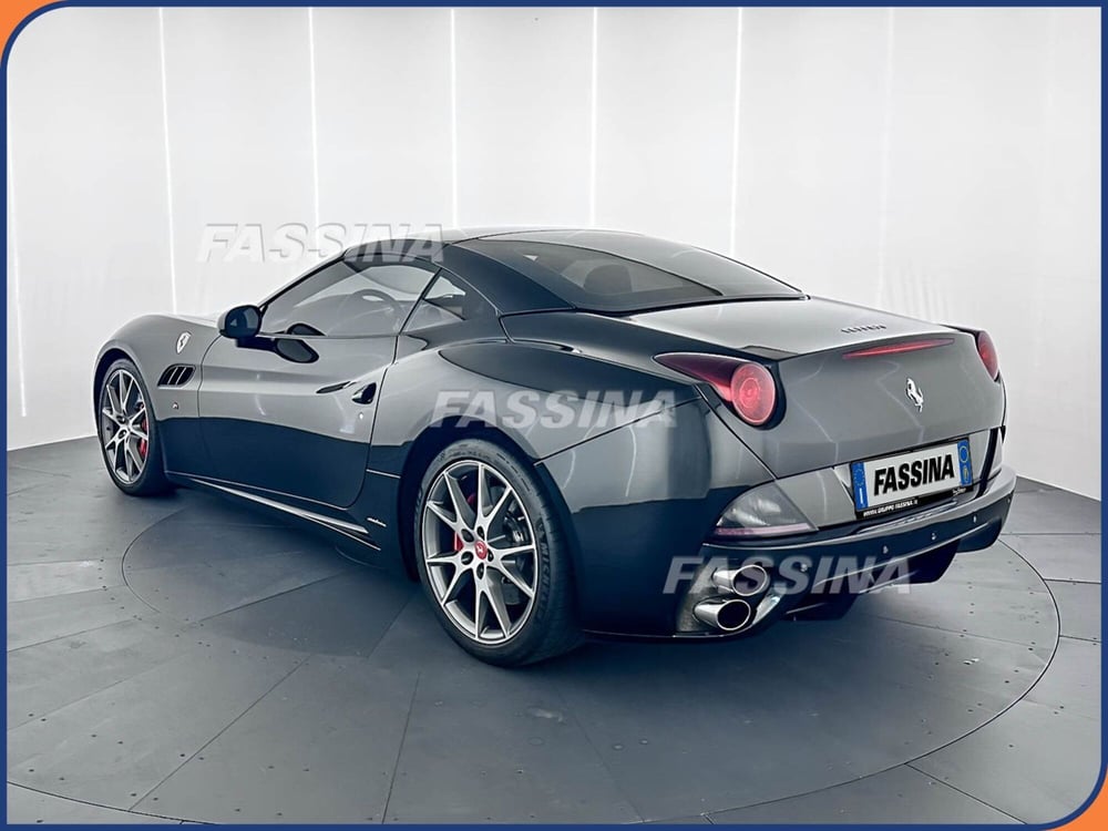 Ferrari California Spider usata a Milano (5)