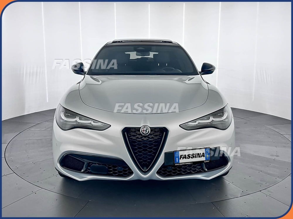 Alfa Romeo Stelvio usata a Milano (2)