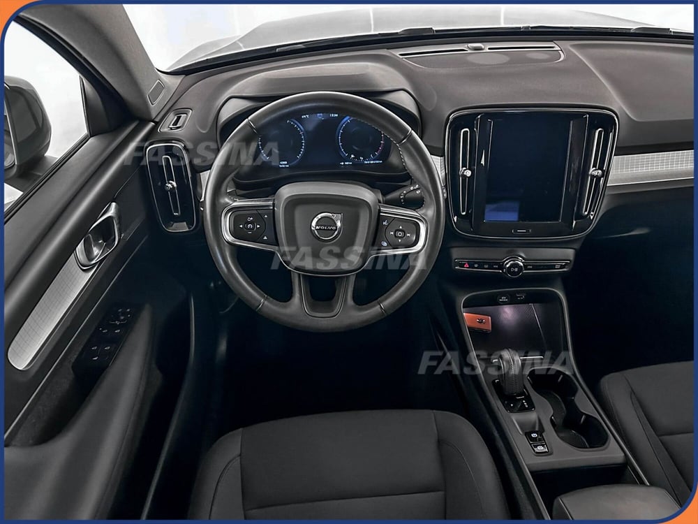 Volvo XC40 usata a Milano (10)