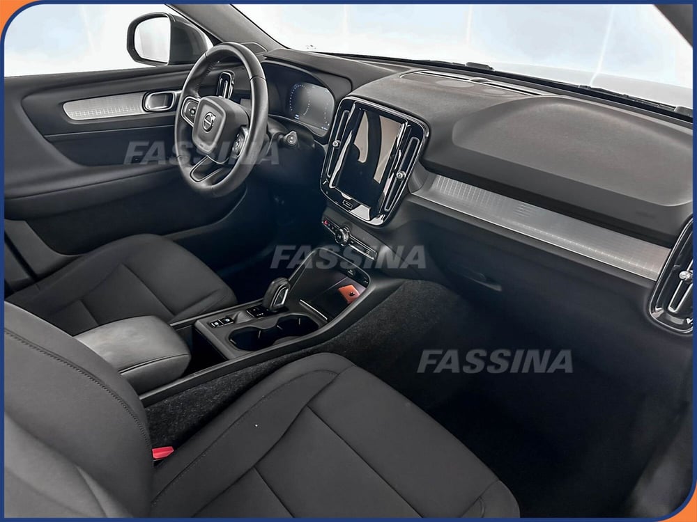 Volvo XC40 usata a Milano (13)