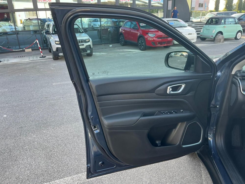 Jeep Compass nuova a Lucca (10)