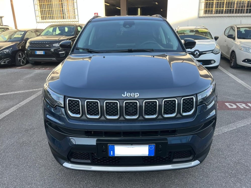 Jeep Compass nuova a Lucca (2)