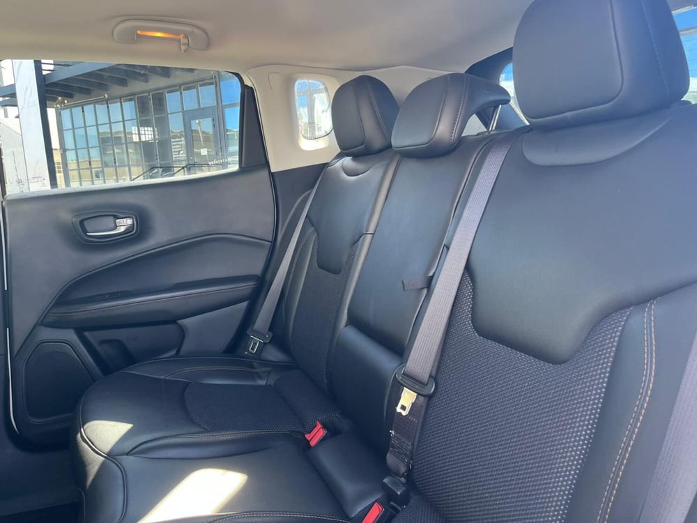 Jeep Compass usata a Lucca (12)