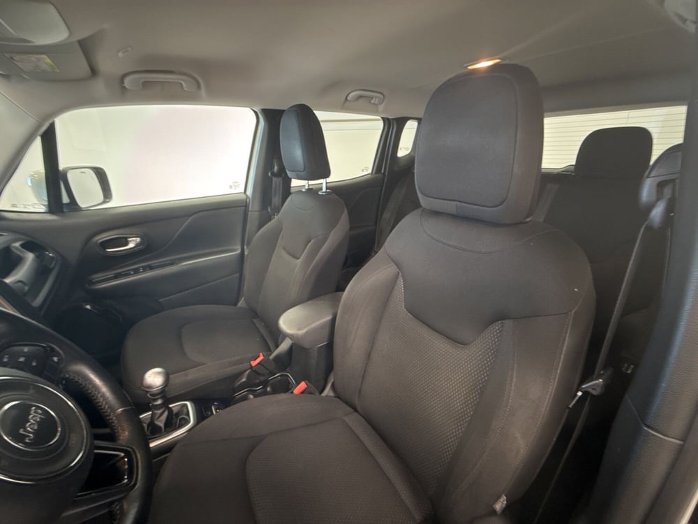 Jeep Renegade nuova a Palermo (7)