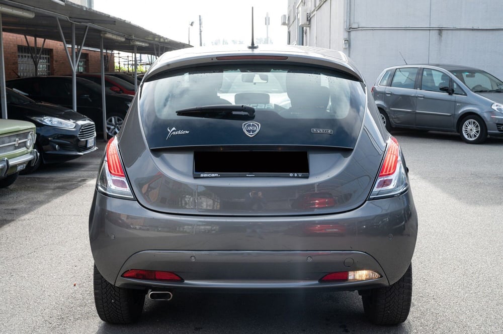 Lancia Ypsilon usata a Torino (5)