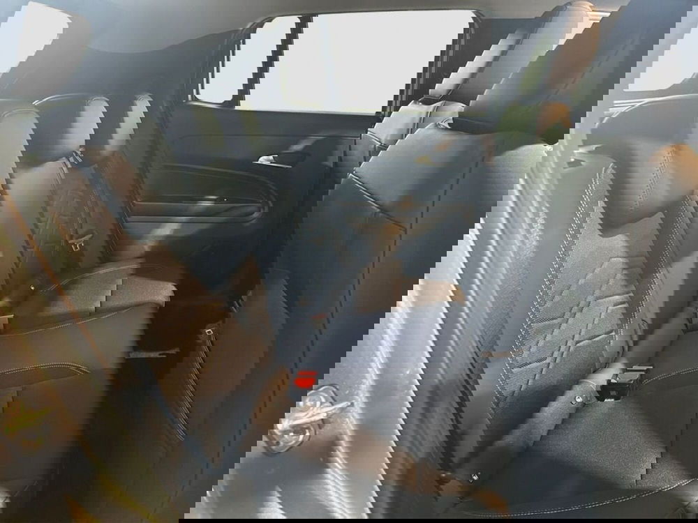 Jeep Avenger nuova a Torino (13)