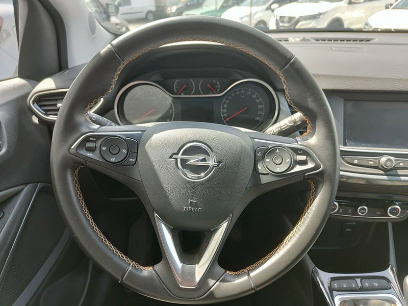 Opel Crossland X usata a Torino (14)