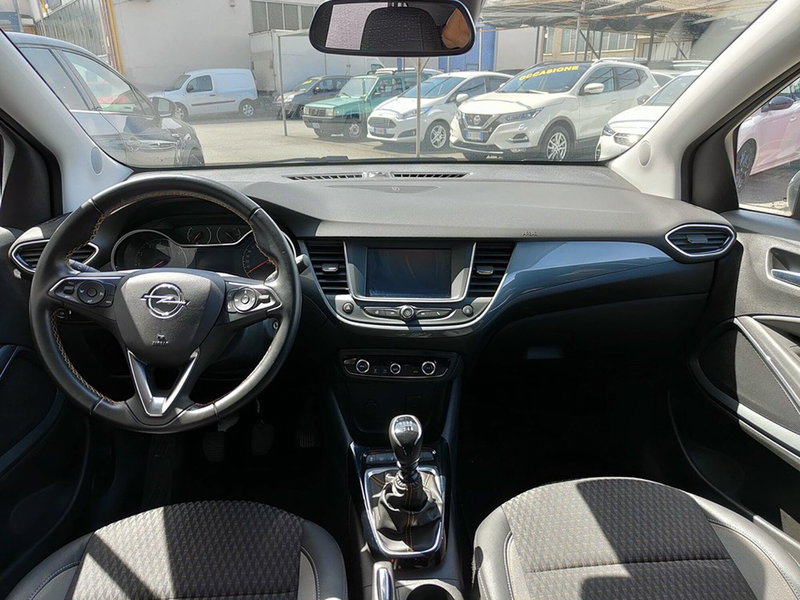 Opel Crossland X usata a Torino (15)