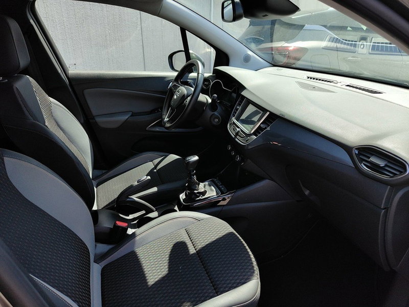 Opel Crossland X usata a Torino (19)