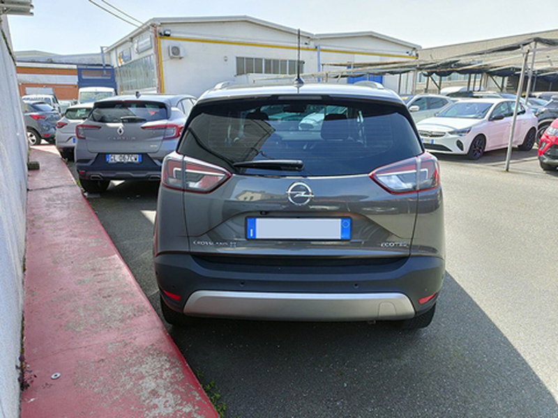 Opel Crossland X usata a Torino (6)