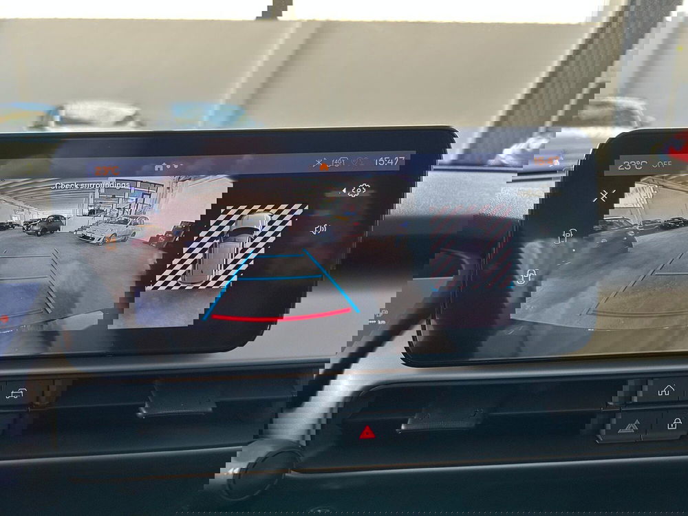 Jeep Avenger nuova a Torino (16)