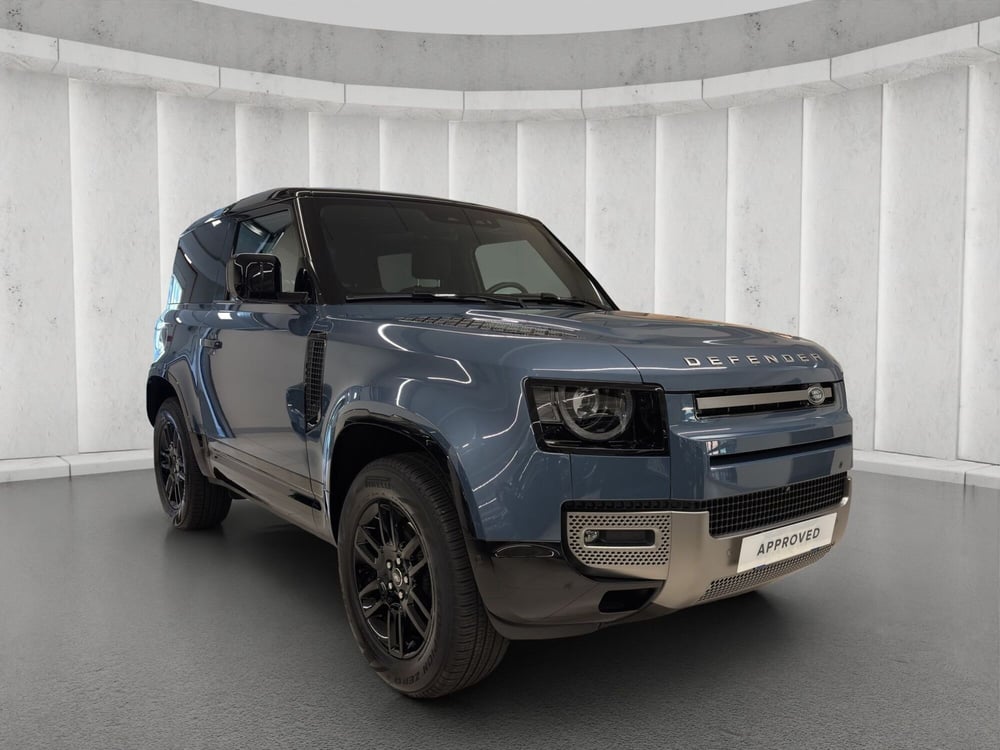 Land Rover Defender usata a Milano (14)