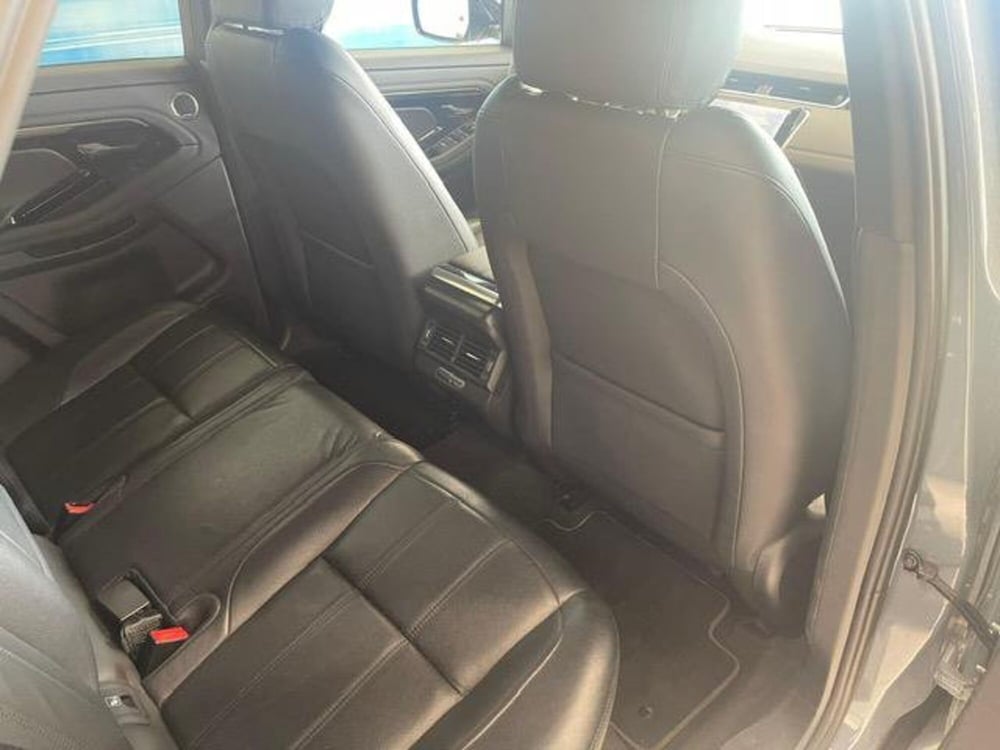 Land Rover Range Rover Evoque usata a Venezia (6)
