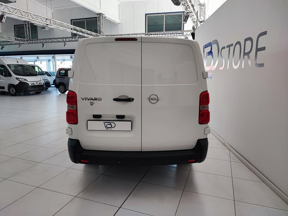 Opel Vivaro Furgone usata a Milano (4)
