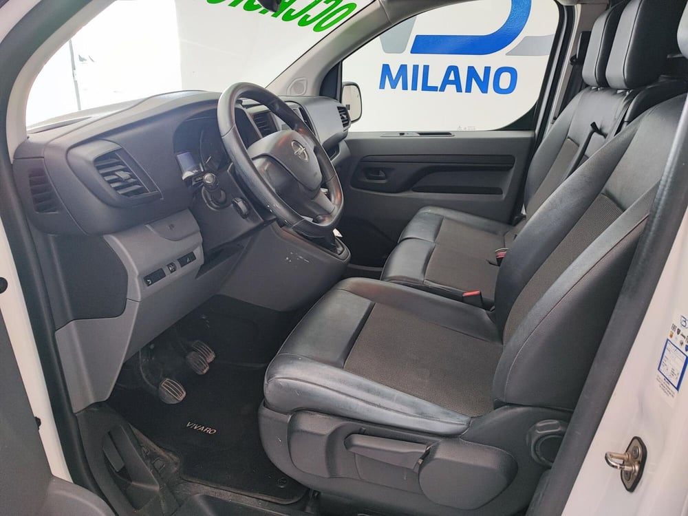 Opel Vivaro Furgone usata a Milano (7)