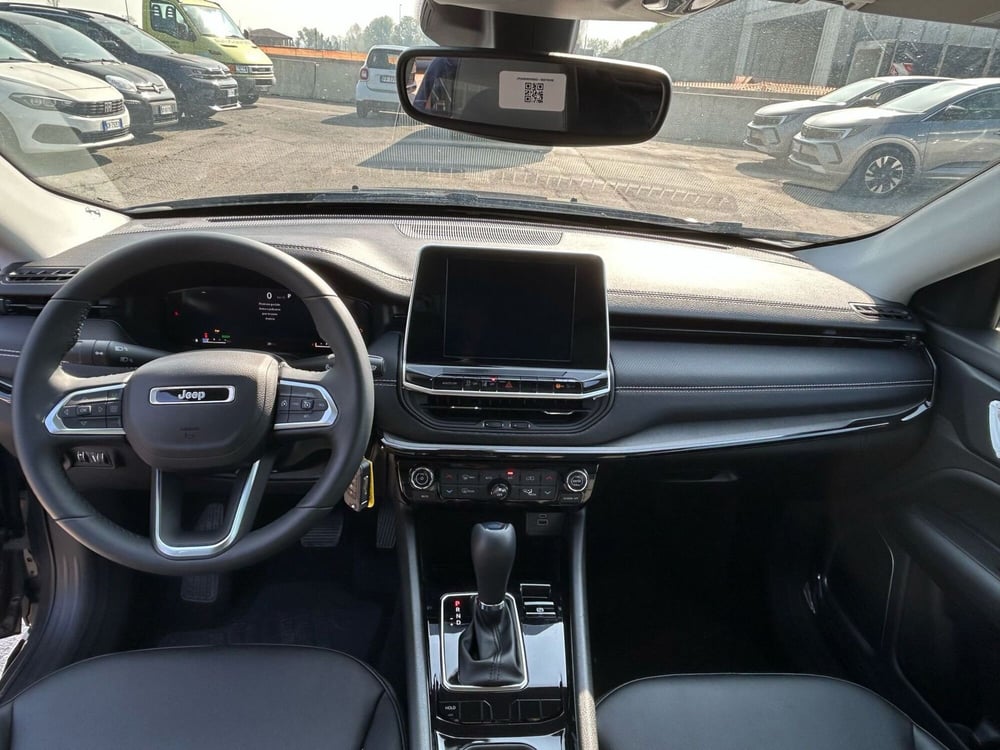 Jeep Compass nuova a Milano (12)
