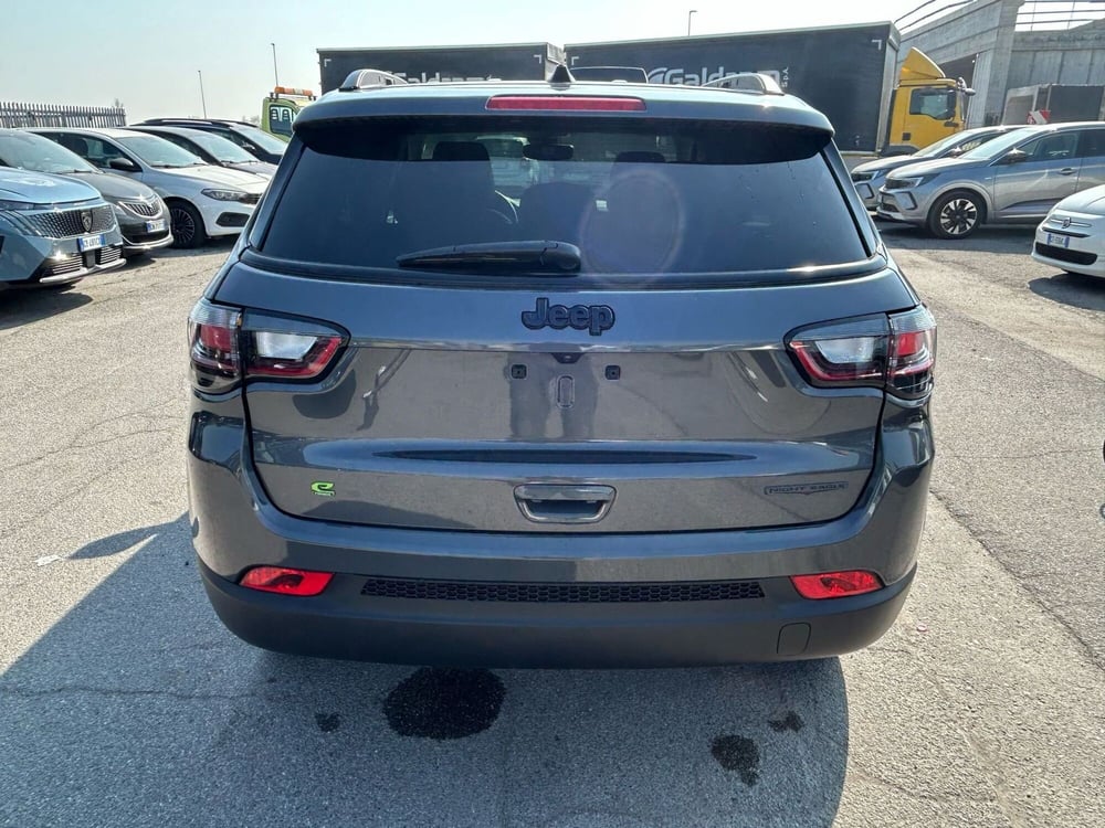 Jeep Compass nuova a Milano (4)