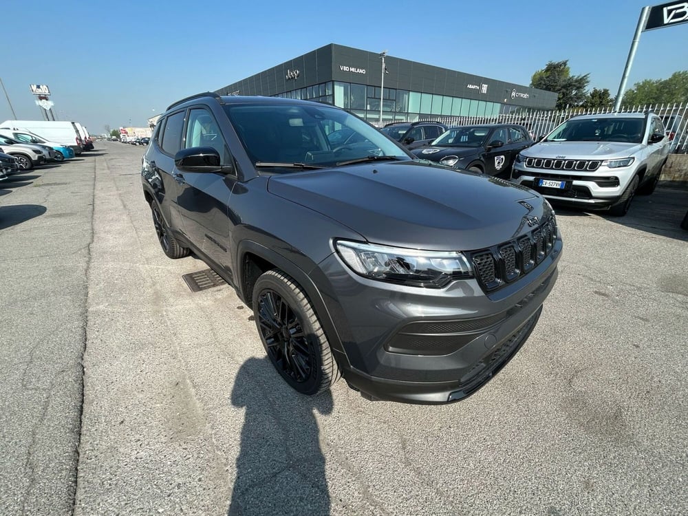 Jeep Compass nuova a Milano (7)