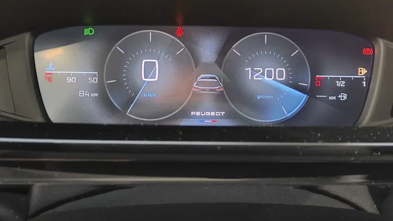 Peugeot 308 SW nuova a Milano (15)