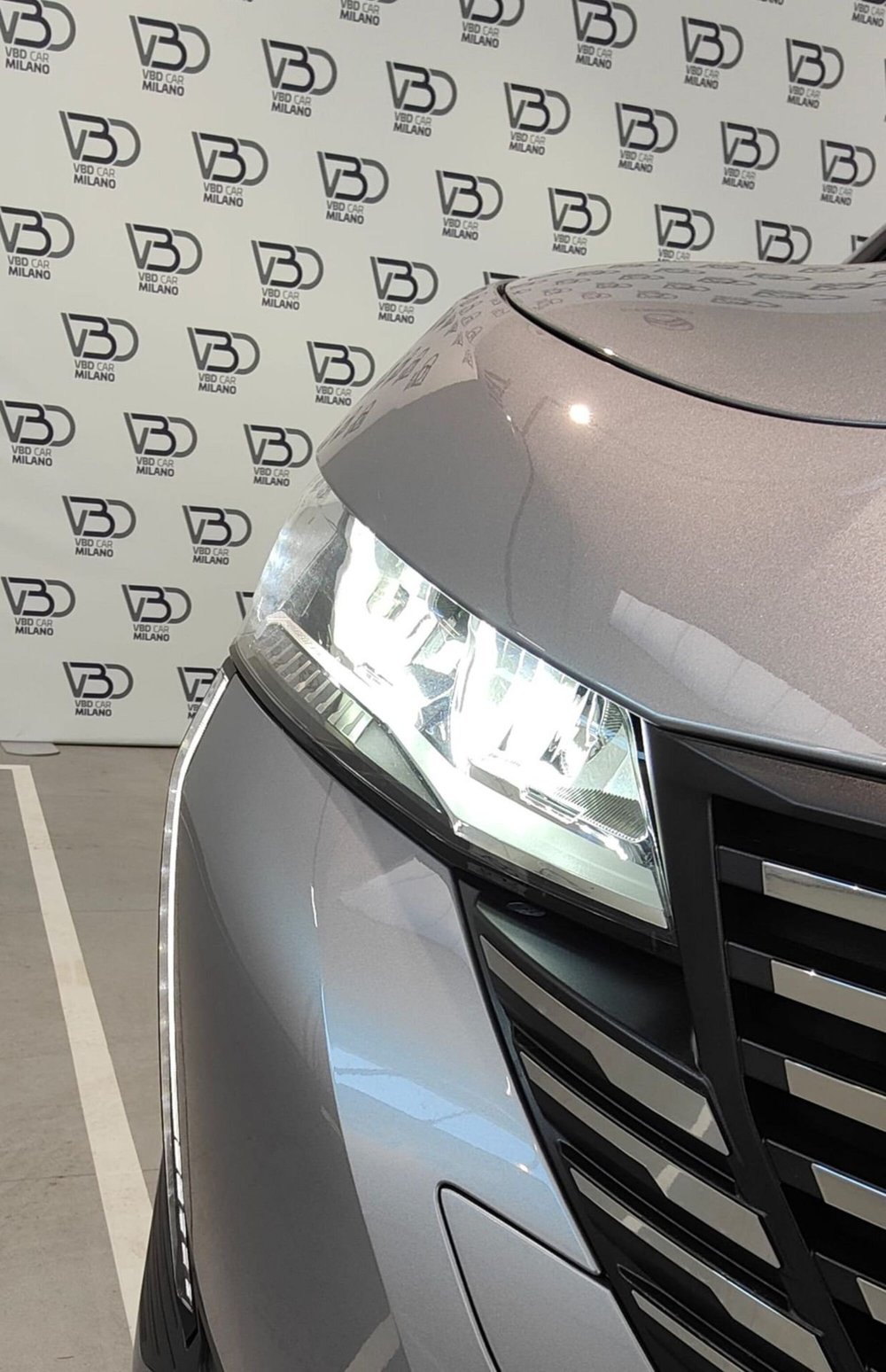 Peugeot 308 SW nuova a Milano (5)