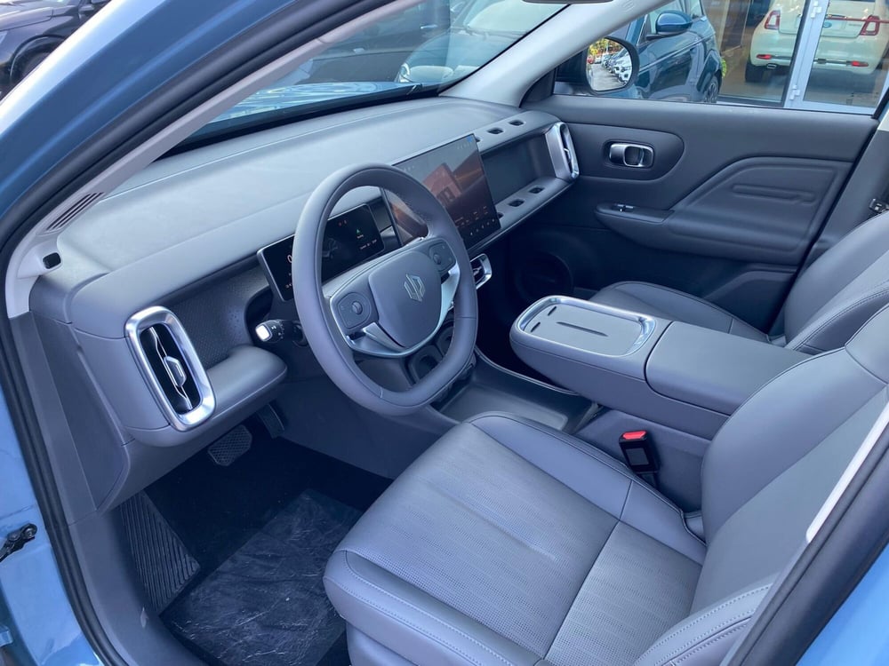 Leapmotor B10 nuova a Milano (11)