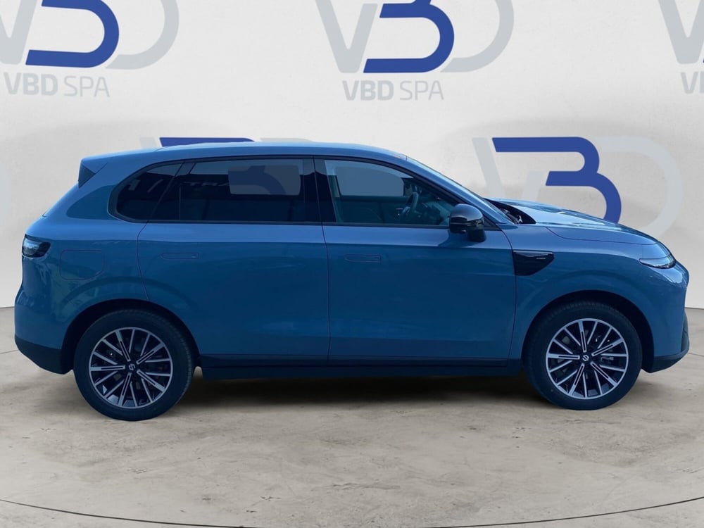 Leapmotor B10 nuova a Milano (6)