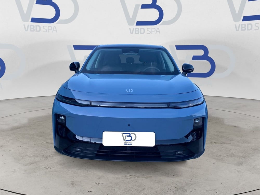Leapmotor B10 nuova a Milano (8)