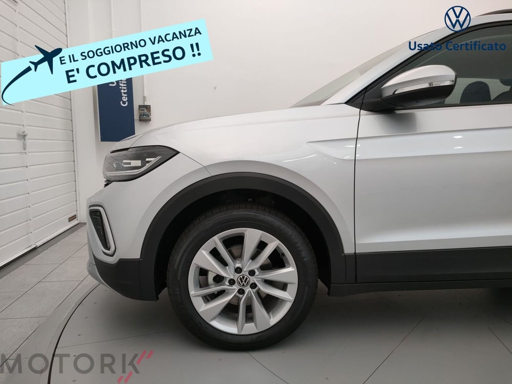 Volkswagen T-Cross nuova a Varese (6)