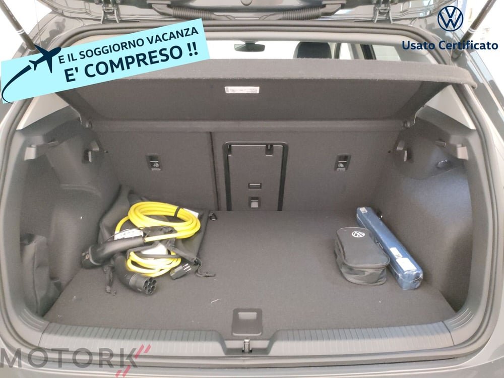 Volkswagen Golf nuova a Varese (10)