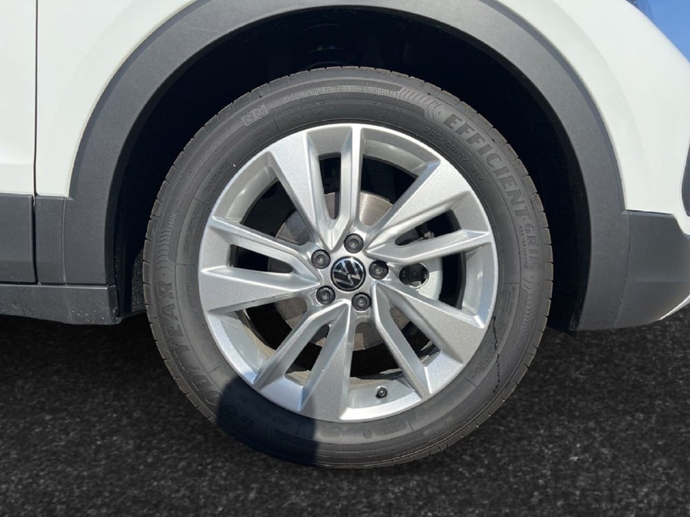 Volkswagen T-Cross nuova a Siena (9)