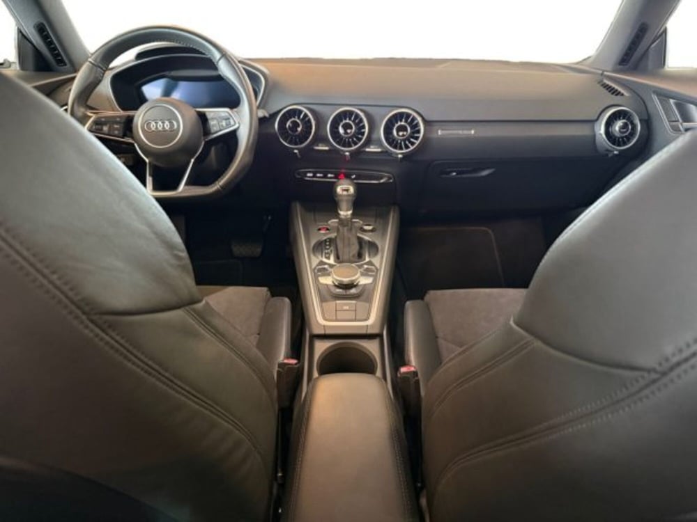 Audi TT Coupé usata a Livorno (11)