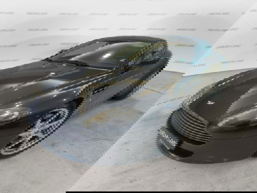 Aston Martin V8 Vantage Coupé usata a Livorno (16)