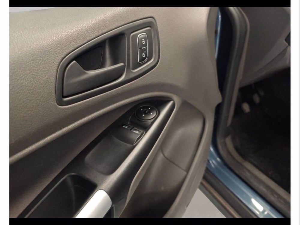 Ford Transit Connect Furgone usata a Catania (10)