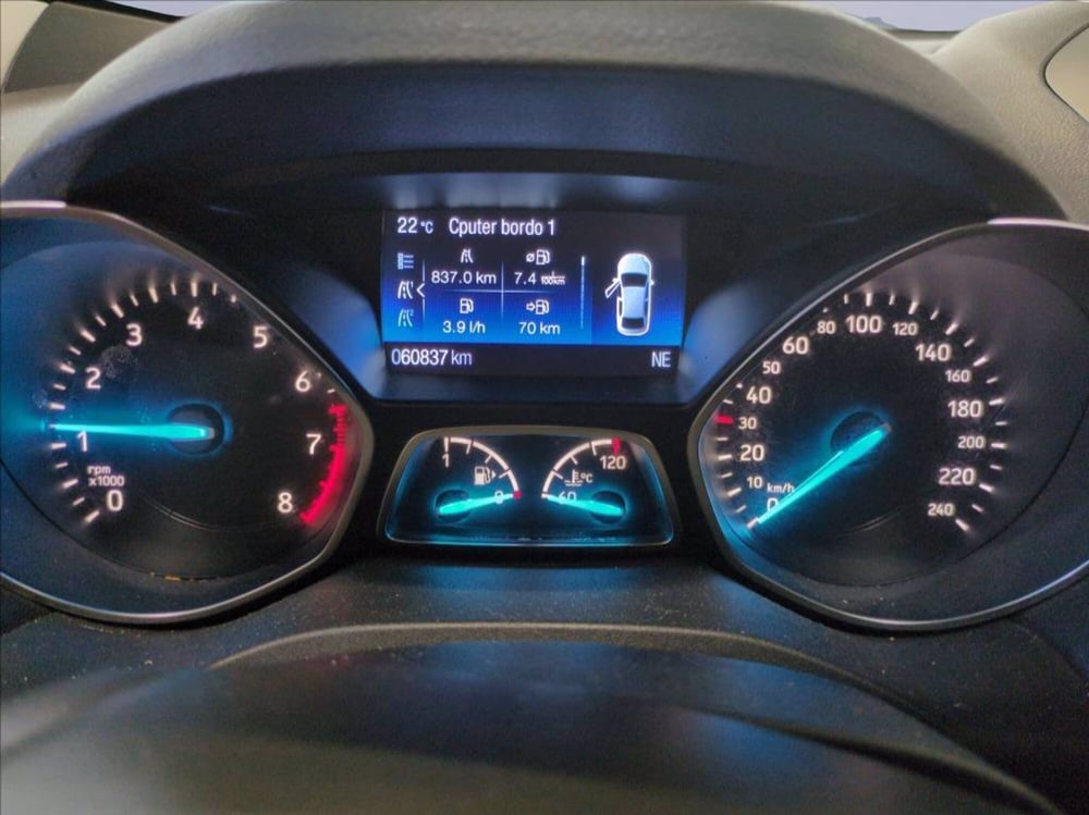 Ford Kuga usata a Milano (11)