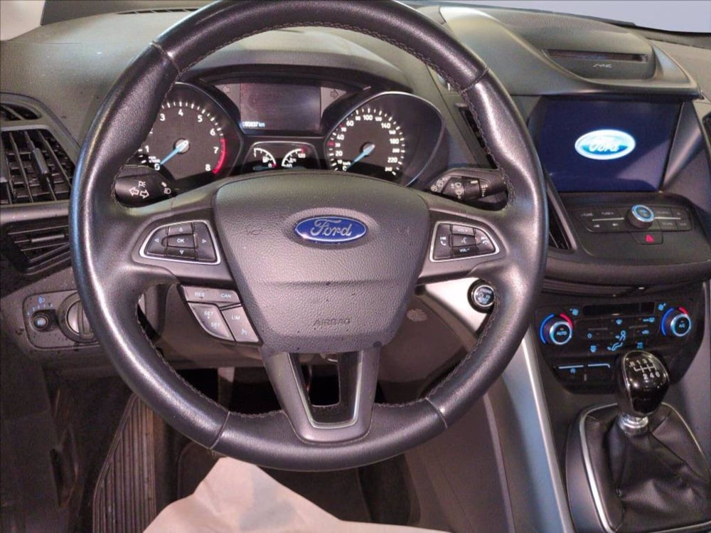 Ford Kuga usata a Milano (9)