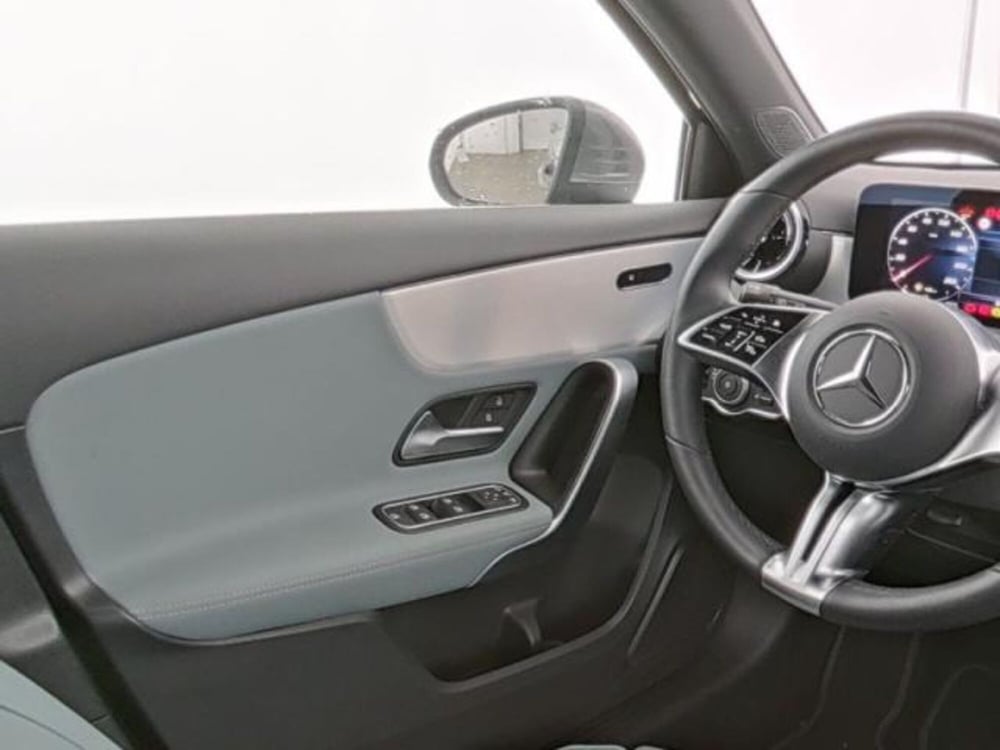 Mercedes-Benz Classe A usata a Milano (9)