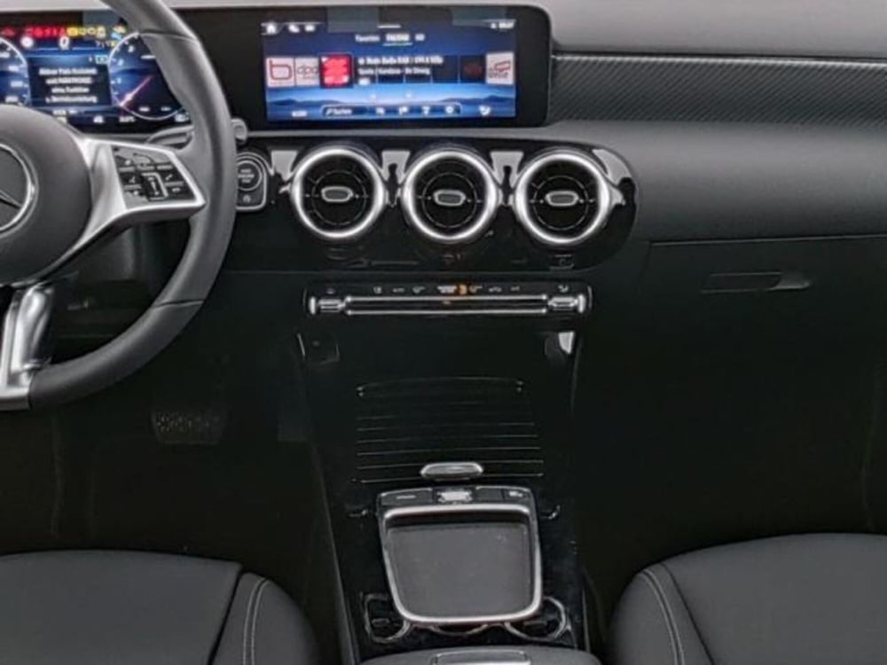 Mercedes-Benz Classe A usata a Milano (6)