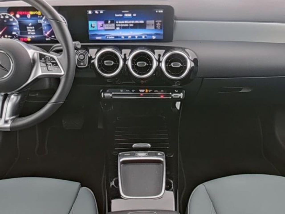 Mercedes-Benz Classe A usata a Milano (5)