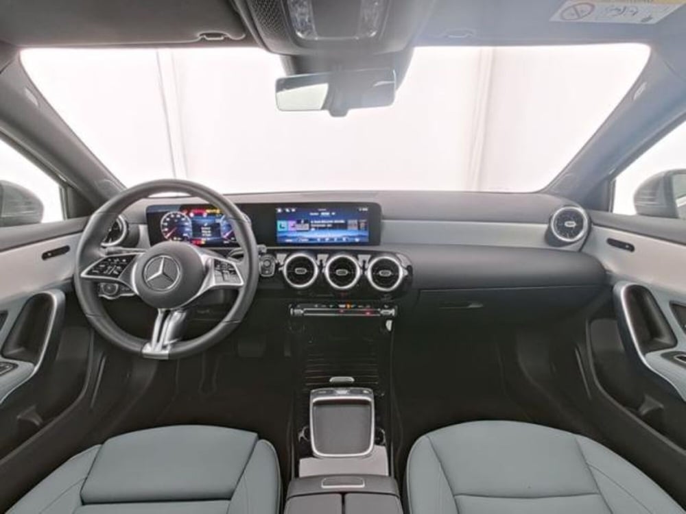 Mercedes-Benz Classe A usata a Milano (7)