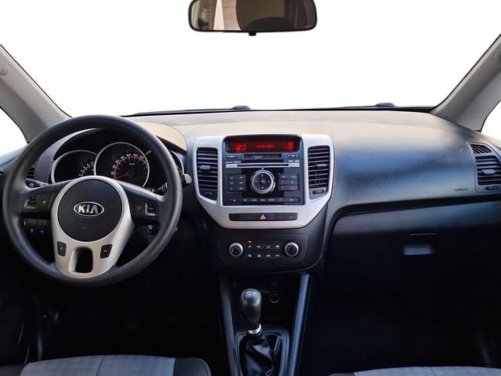 Kia Venga usata a Salerno (12)