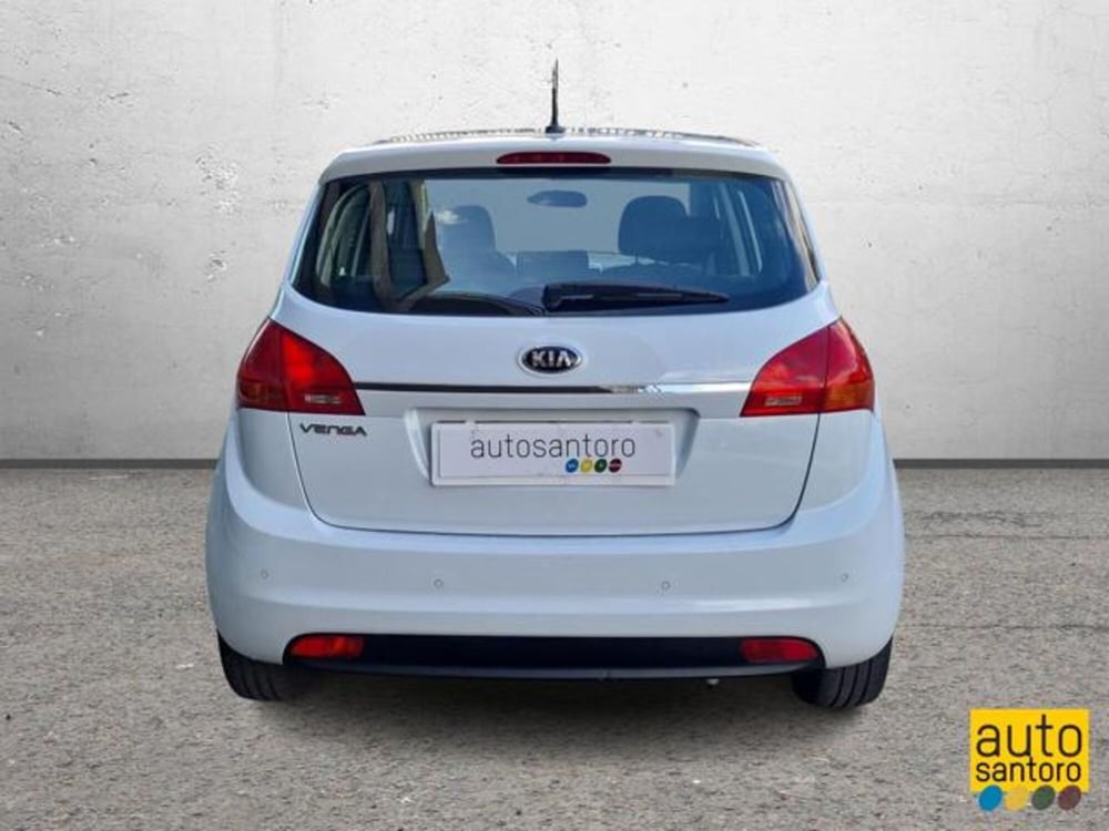 Kia Venga usata a Salerno (6)