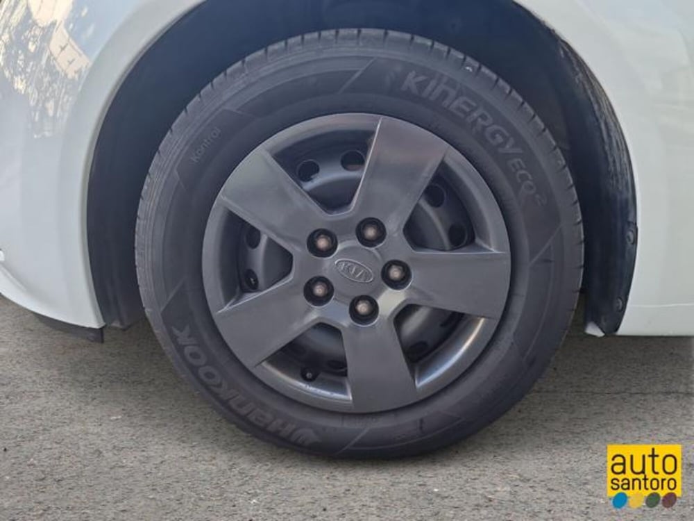 Kia Venga usata a Salerno (7)