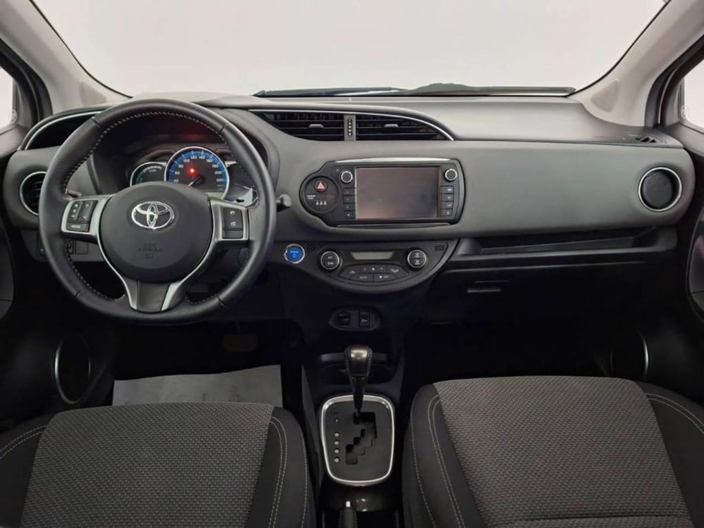 Toyota Yaris usata a Torino (10)