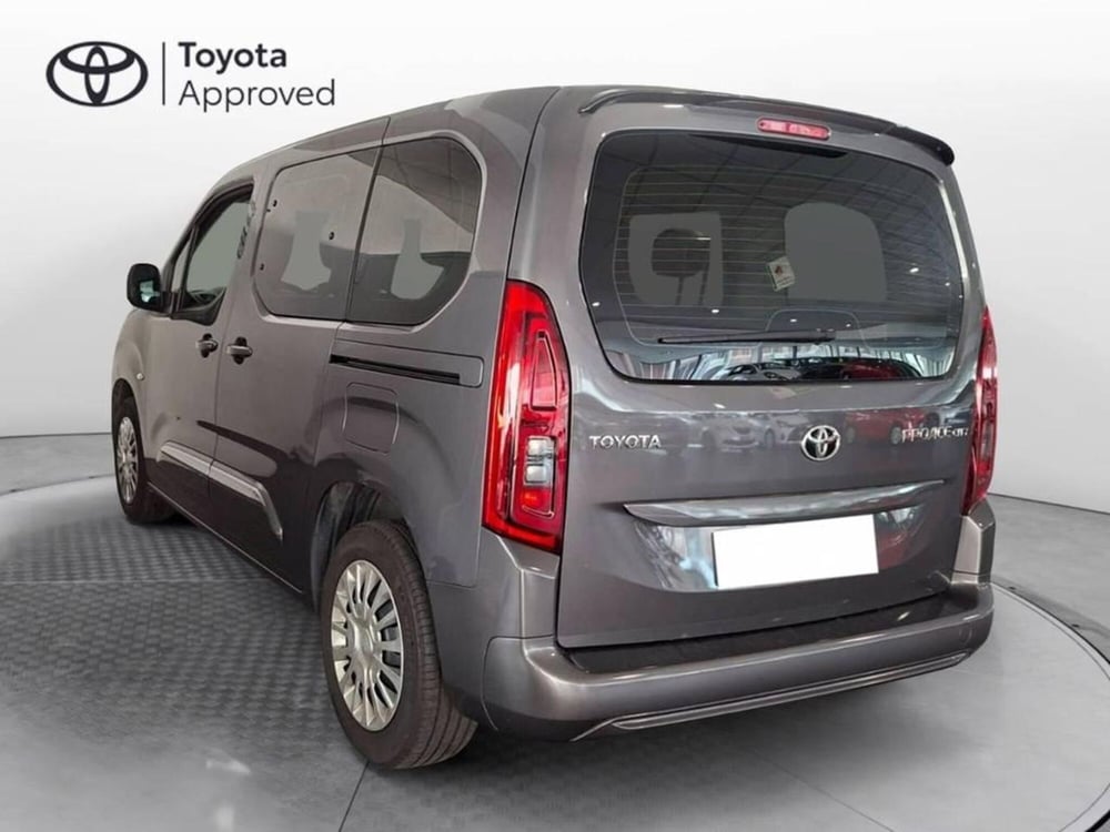 Toyota Proace City Verso usata a Torino (6)