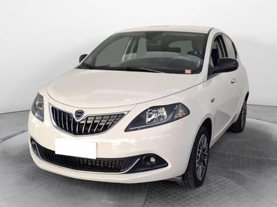 Lancia Ypsilon 1.0 FireFly 5 porte S&amp;S Hybrid Ecochic Gold del 2023 usata a Torino