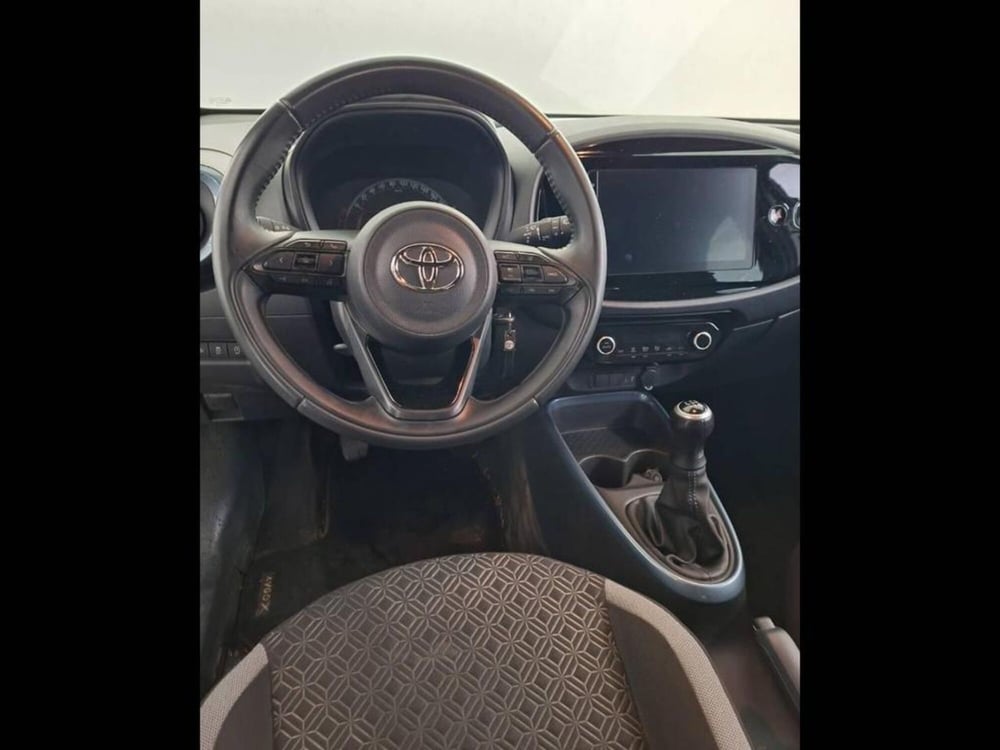 Toyota Aygo X usata a Torino (14)
