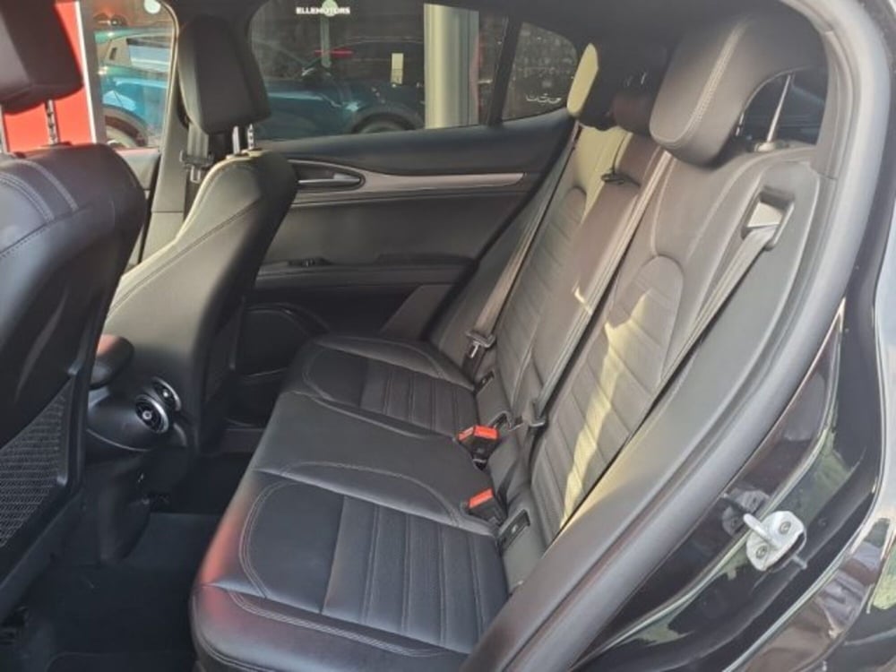 Alfa Romeo Stelvio usata a Monza e Brianza (12)