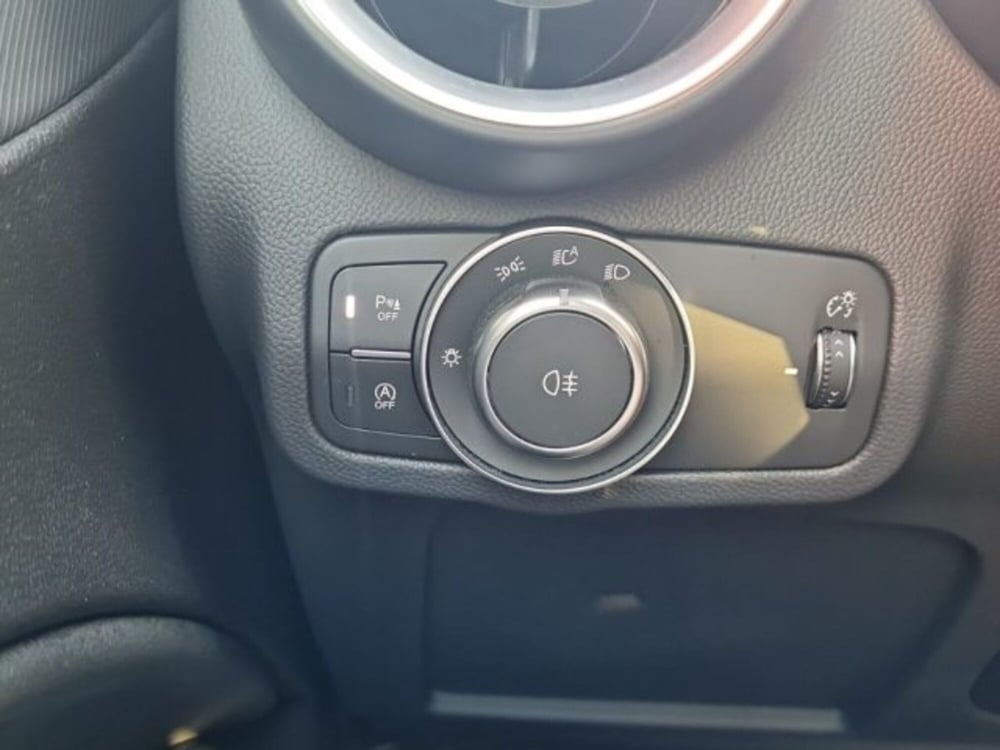 Alfa Romeo Stelvio usata a Monza e Brianza (20)