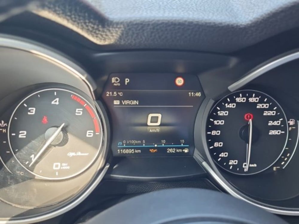 Alfa Romeo Stelvio usata a Monza e Brianza (10)